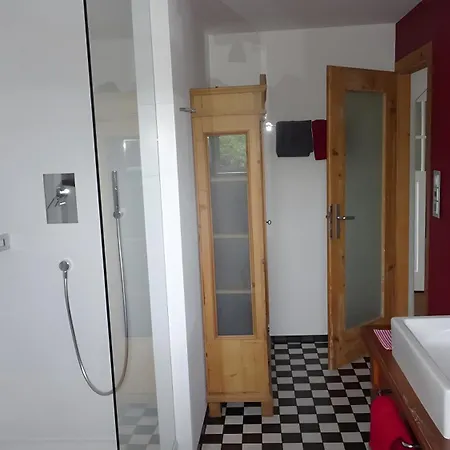 Apartment Haus Elbrächter 1 *