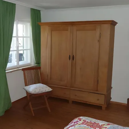 Apartment Haus Elbrächter 1 Gstadt am Chiemsee